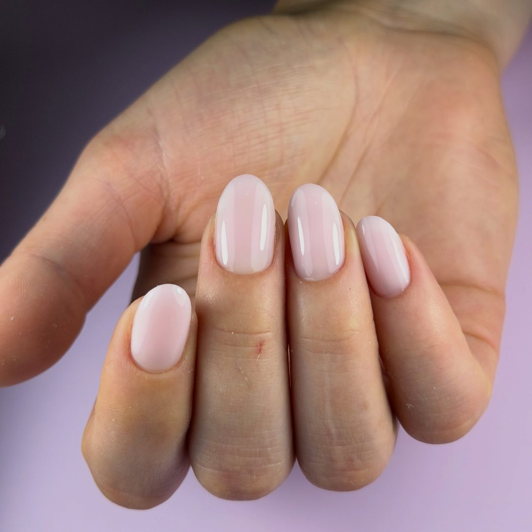 Nagels met triangle-nailart